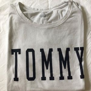 Tommy Hilfiger white t-shirt!!
